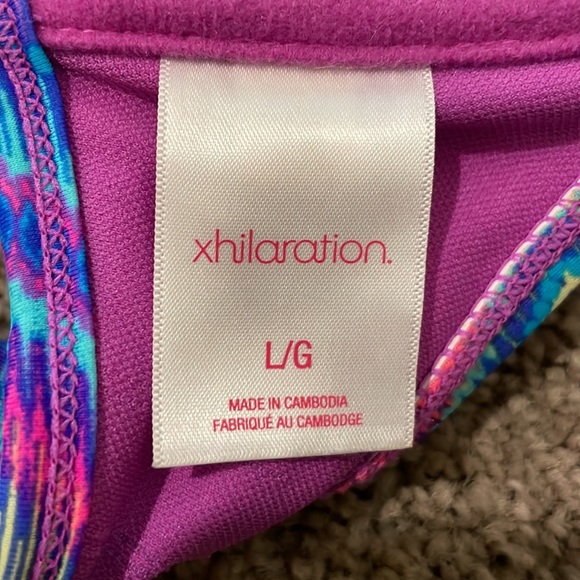 Bright colored swim suit top - Picture 3 of 3